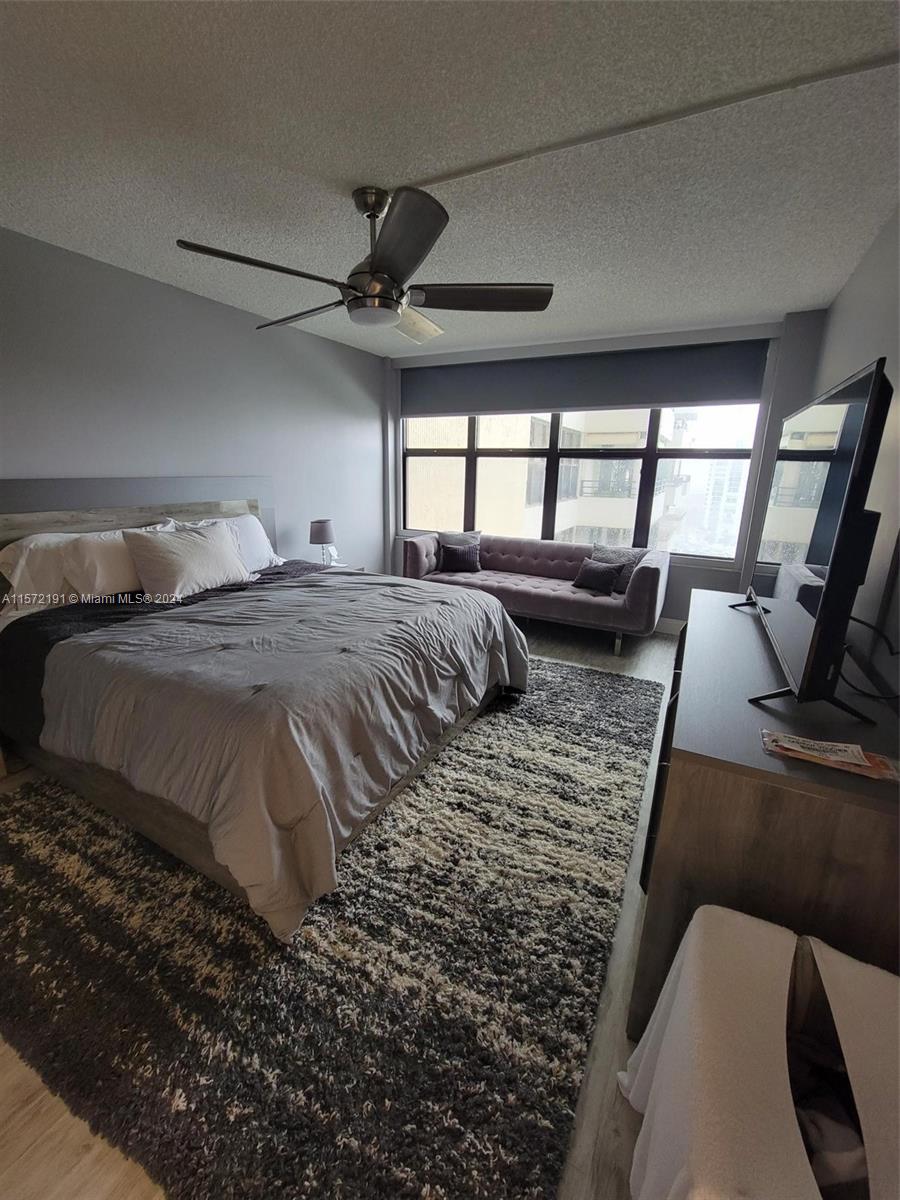 2500 Parkview Dr 1517, Hallandale Beach, Florida 33009, 2 Bedrooms Bedrooms, ,2 BathroomsBathrooms,Residential,For Sale,2500 Parkview Dr 1517,A11572191