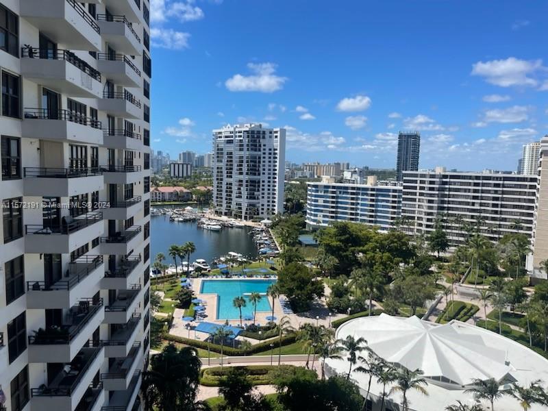 2500 Parkview Dr 1517, Hallandale Beach, Florida 33009, 2 Bedrooms Bedrooms, ,2 BathroomsBathrooms,Residential,For Sale,2500 Parkview Dr 1517,A11572191