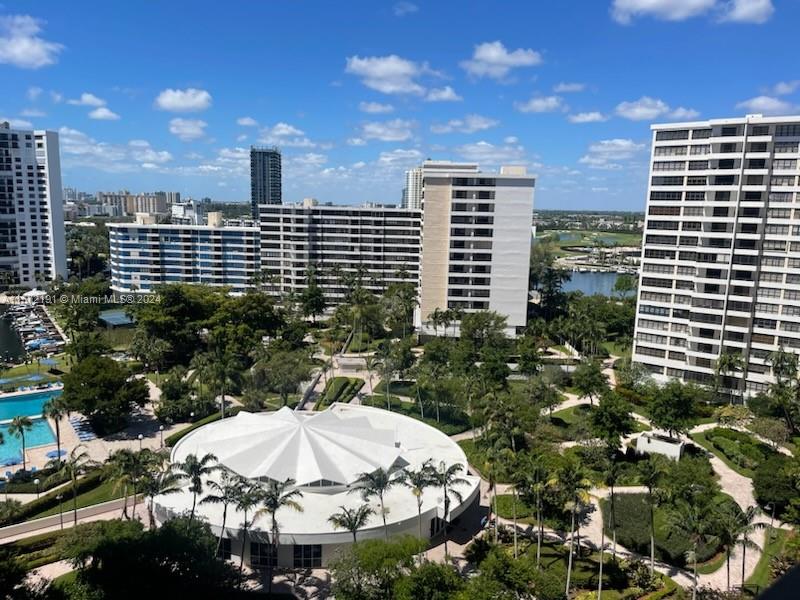 2500 Parkview Dr 1517, Hallandale Beach, Florida 33009, 2 Bedrooms Bedrooms, ,2 BathroomsBathrooms,Residential,For Sale,2500 Parkview Dr 1517,A11572191