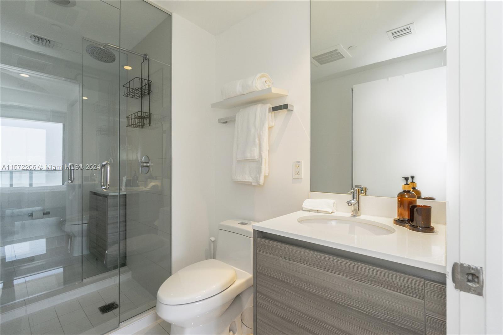 121 NE 34th St 3006A, Miami, Florida 33137, 1 Bedroom Bedrooms, ,1 BathroomBathrooms,Residentiallease,For Rent,121 NE 34th St 3006A,A11572206