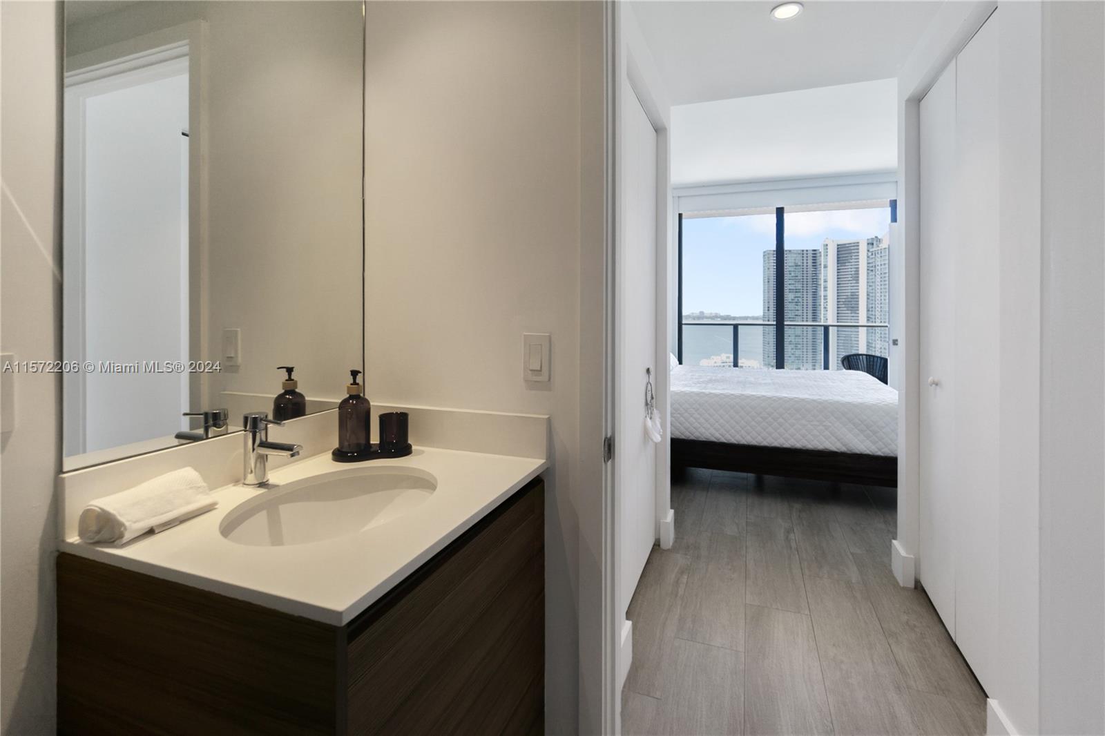 121 NE 34th St 3006A, Miami, Florida 33137, 1 Bedroom Bedrooms, ,1 BathroomBathrooms,Residentiallease,For Rent,121 NE 34th St 3006A,A11572206