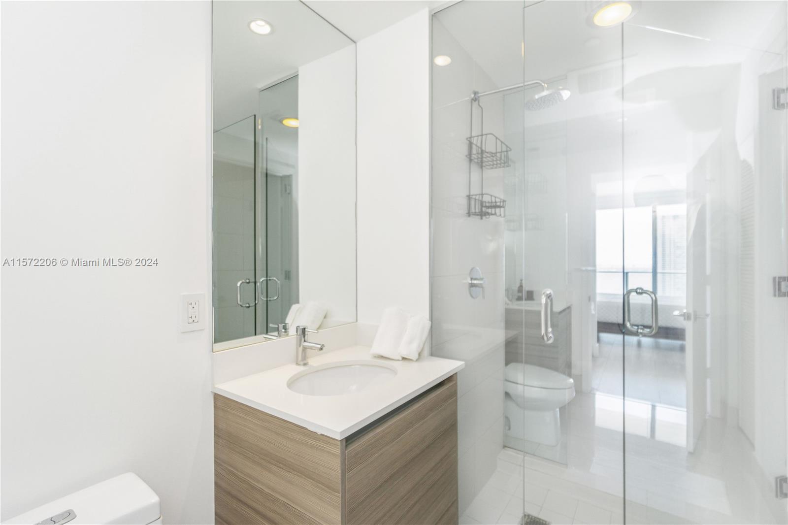 121 NE 34th St 3006A, Miami, Florida 33137, 1 Bedroom Bedrooms, ,1 BathroomBathrooms,Residentiallease,For Rent,121 NE 34th St 3006A,A11572206