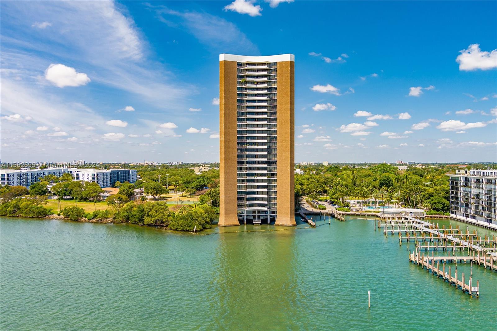 720 NE 69th St 14W, Miami, Florida 33138, 2 Bedrooms Bedrooms, ,2 BathroomsBathrooms,Residentiallease,For Rent,720 NE 69th St 14W,A11562695