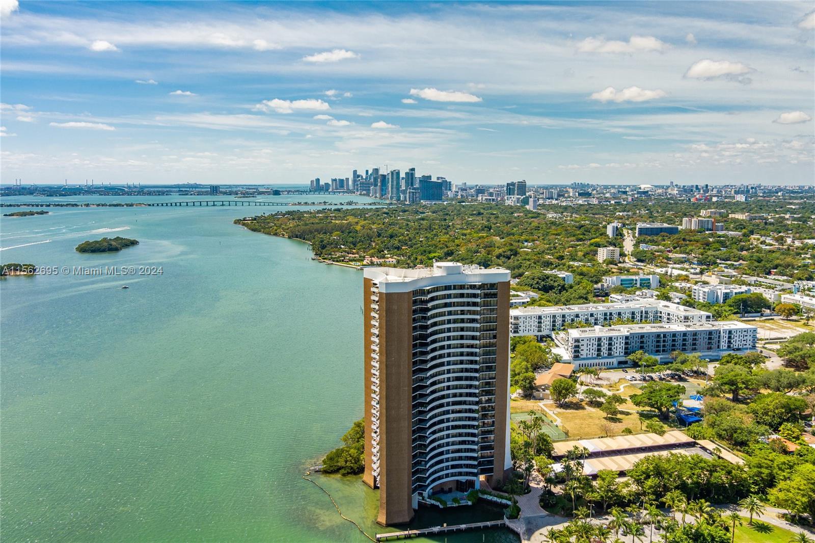 720 NE 69th St 14W, Miami, Florida 33138, 2 Bedrooms Bedrooms, ,2 BathroomsBathrooms,Residentiallease,For Rent,720 NE 69th St 14W,A11562695