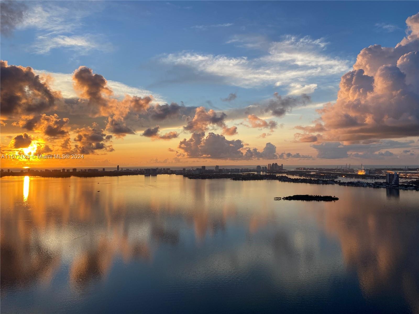 650 NE 32nd St 4704, Miami, Florida 33137, 2 Bedrooms Bedrooms, ,3 BathroomsBathrooms,Residentiallease,For Rent,650 NE 32nd St 4704,A11572123