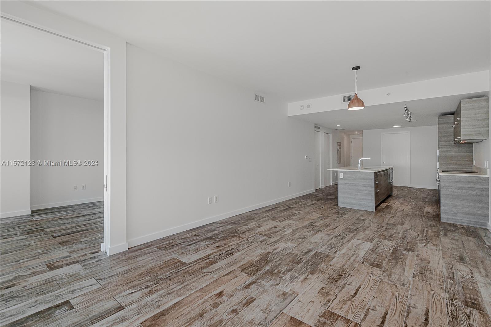 650 NE 32nd St 4704, Miami, Florida 33137, 2 Bedrooms Bedrooms, ,3 BathroomsBathrooms,Residentiallease,For Rent,650 NE 32nd St 4704,A11572123