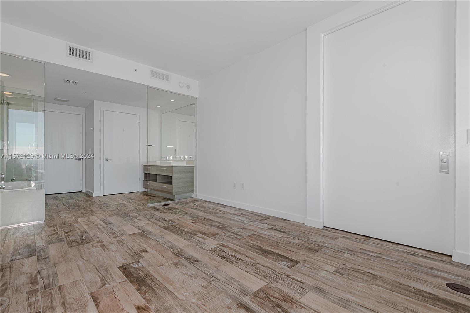 650 NE 32nd St 4704, Miami, Florida 33137, 2 Bedrooms Bedrooms, ,3 BathroomsBathrooms,Residentiallease,For Rent,650 NE 32nd St 4704,A11572123