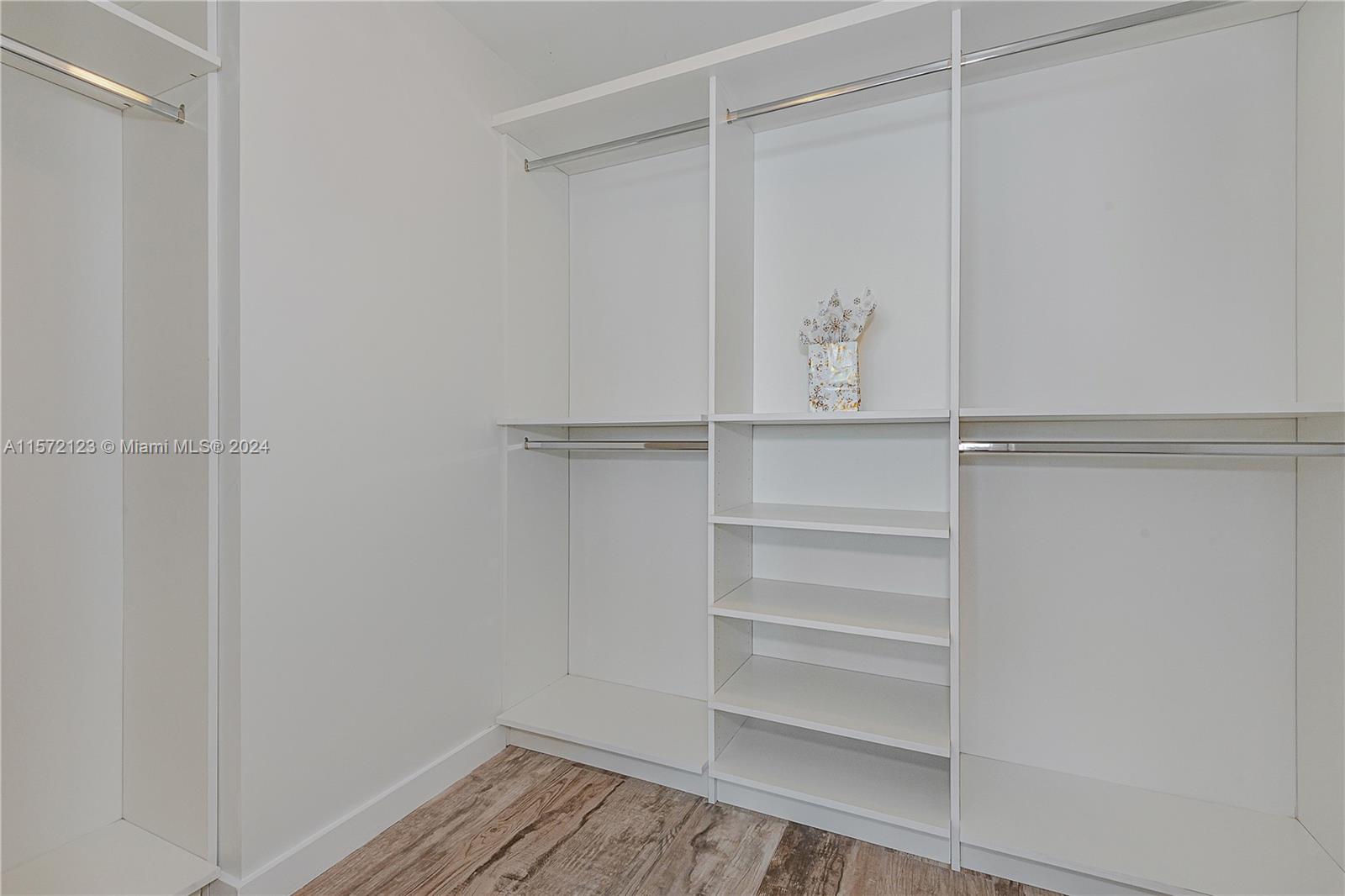 650 NE 32nd St 4704, Miami, Florida 33137, 2 Bedrooms Bedrooms, ,3 BathroomsBathrooms,Residentiallease,For Rent,650 NE 32nd St 4704,A11572123