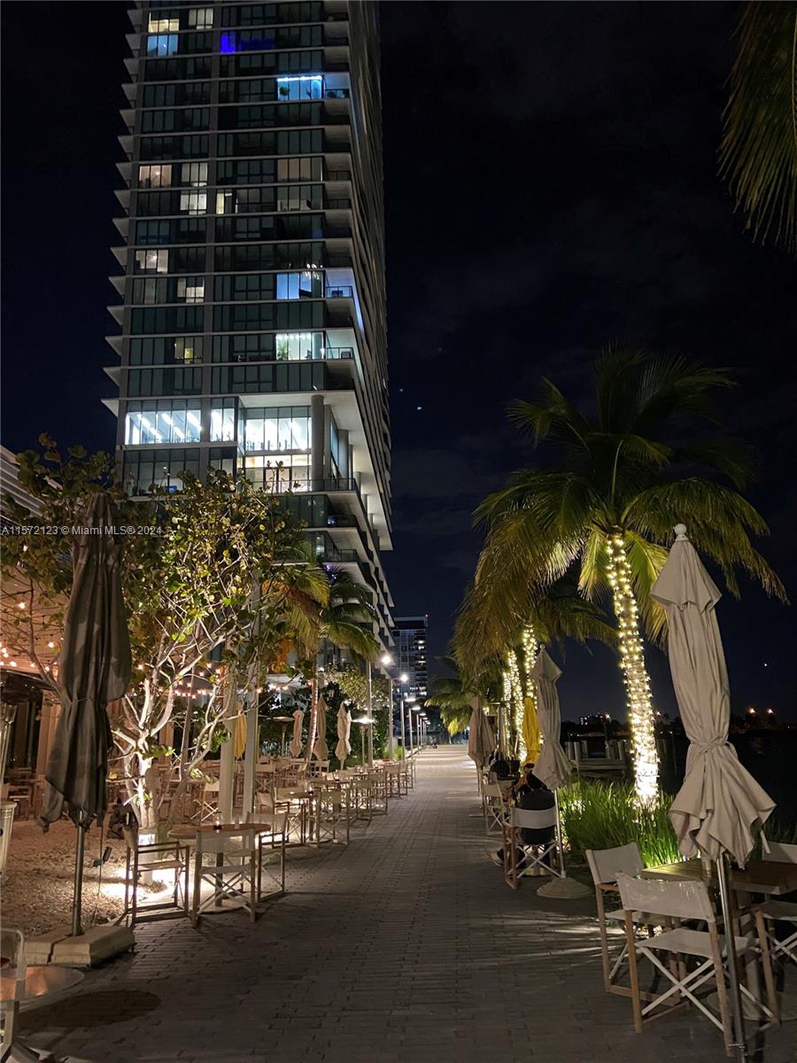 650 NE 32nd St 4704, Miami, Florida 33137, 2 Bedrooms Bedrooms, ,3 BathroomsBathrooms,Residentiallease,For Rent,650 NE 32nd St 4704,A11572123