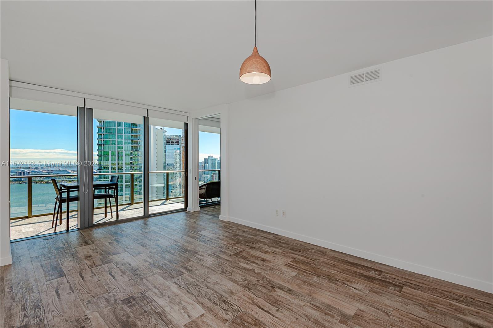 650 NE 32nd St 4704, Miami, Florida 33137, 2 Bedrooms Bedrooms, ,3 BathroomsBathrooms,Residentiallease,For Rent,650 NE 32nd St 4704,A11572123