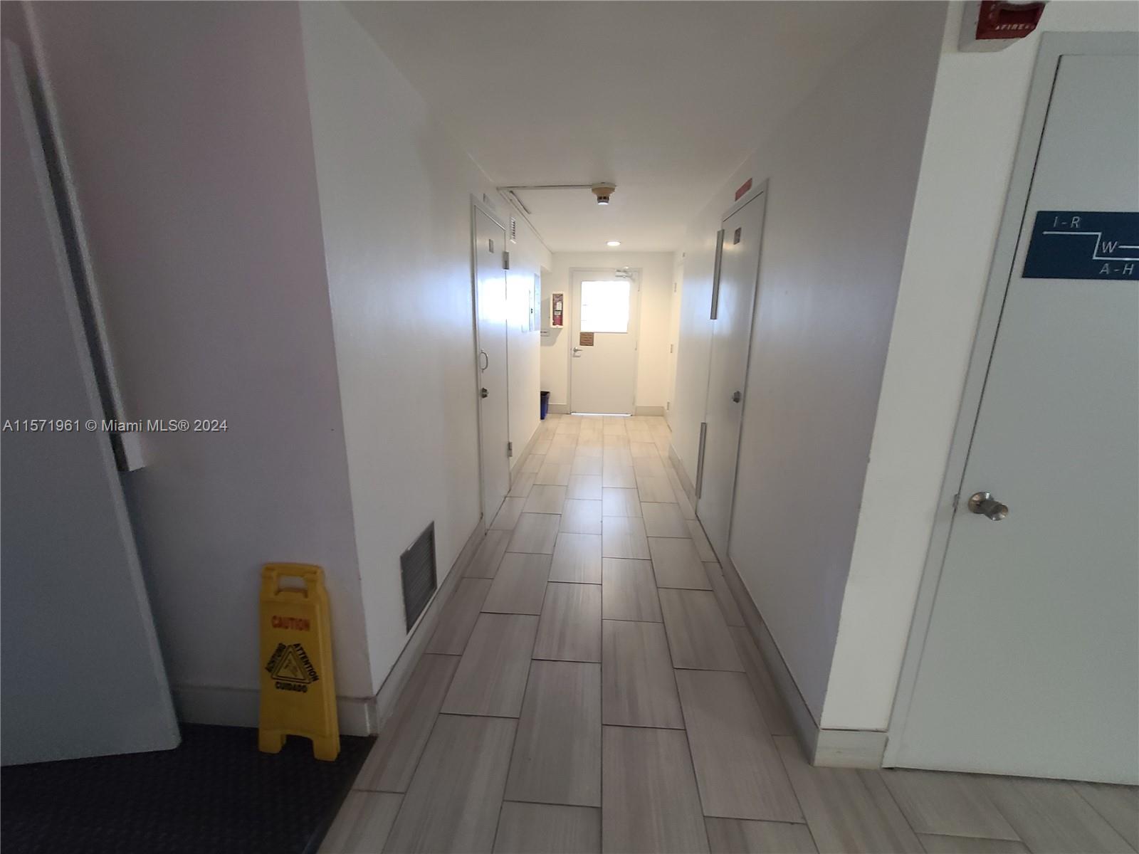 1250 West Ave 4O, Miami Beach, Florida 33139, ,1 BathroomBathrooms,Residentiallease,For Rent,1250 West Ave 4O,A11571961