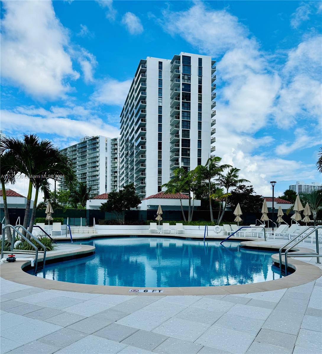 20281 E Country Club Dr #2303 For Sale A11572230, FL