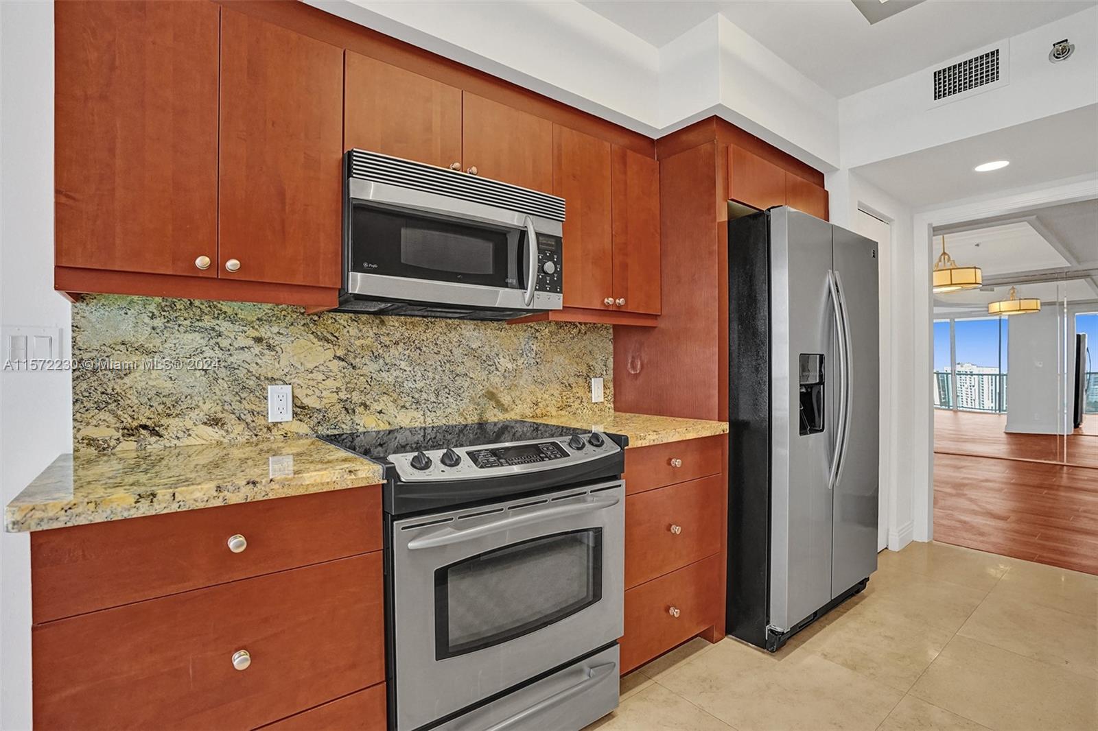 20281 E Country Club Dr 2303, Aventura, Florida 33180, 2 Bedrooms Bedrooms, ,2 BathroomsBathrooms,Residentiallease,For Rent,20281 E Country Club Dr 2303,A11572230