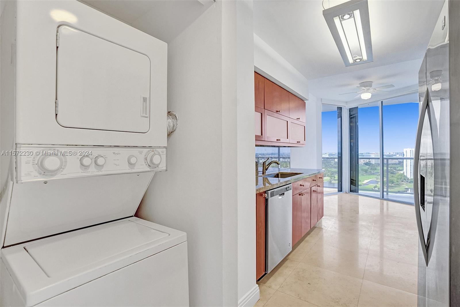 20281 E Country Club Dr 2303, Aventura, Florida 33180, 2 Bedrooms Bedrooms, ,2 BathroomsBathrooms,Residentiallease,For Rent,20281 E Country Club Dr 2303,A11572230