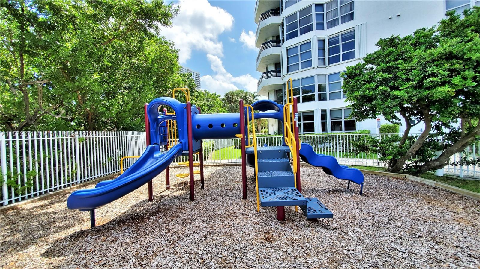 3400 NE 192nd St PH8, Aventura, Florida 33180, 2 Bedrooms Bedrooms, ,2 BathroomsBathrooms,Residentiallease,For Rent,3400 NE 192nd St PH8,A11572271
