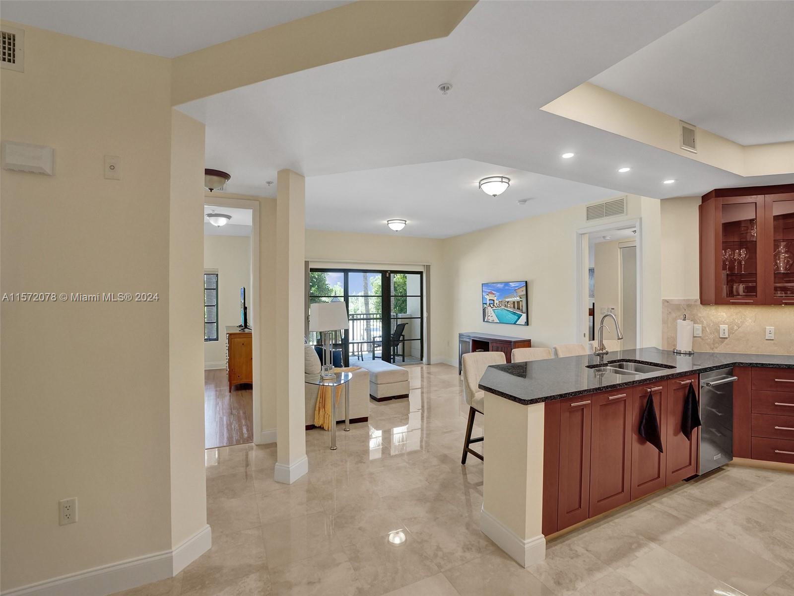 2509 N Ocean Blvd 376, Fort Lauderdale, Florida 33305, 2 Bedrooms Bedrooms, ,2 BathroomsBathrooms,Residentiallease,For Rent,2509 N Ocean Blvd 376,A11572078