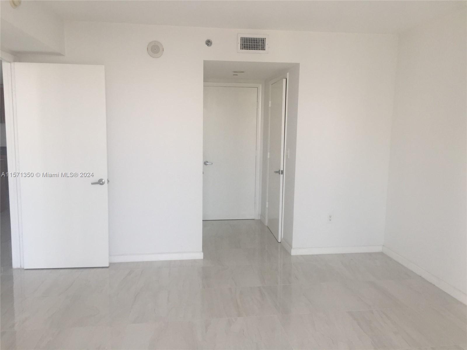 50 BISCAYNE BLVD 3101, Miami, Florida 33132, 2 Bedrooms Bedrooms, ,2 BathroomsBathrooms,Residentiallease,For Rent,50 BISCAYNE BLVD 3101,A11571350