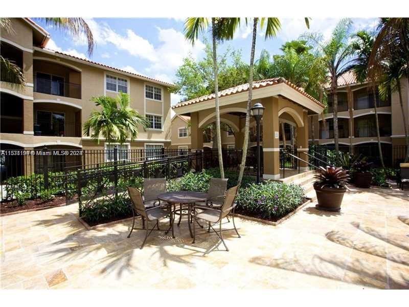 11631 SW 2nd St 20105, Pembroke Pines, Florida 33025, 1 Bedroom Bedrooms, ,1 BathroomBathrooms,Residentiallease,For Rent,11631 SW 2nd St 20105,A11571199