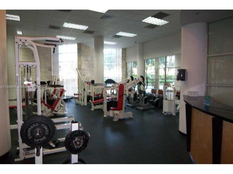 5161 Collins Ave 1401, Miami Beach, Florida 33140, 2 Bedrooms Bedrooms, ,2 BathroomsBathrooms,Residentiallease,For Rent,5161 Collins Ave 1401,A11559516