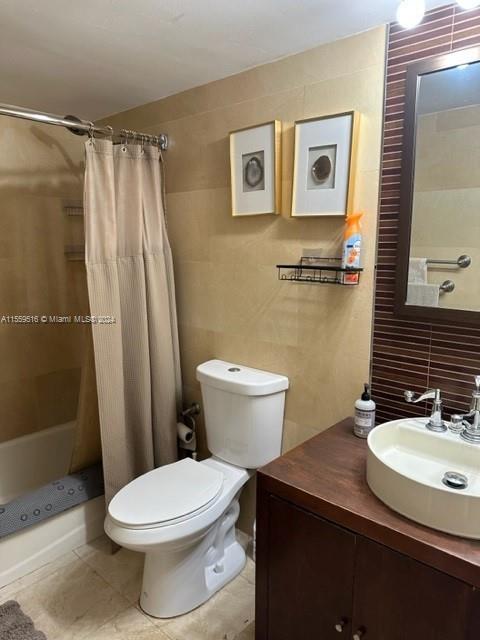 5161 Collins Ave 1401, Miami Beach, Florida 33140, 2 Bedrooms Bedrooms, ,2 BathroomsBathrooms,Residentiallease,For Rent,5161 Collins Ave 1401,A11559516