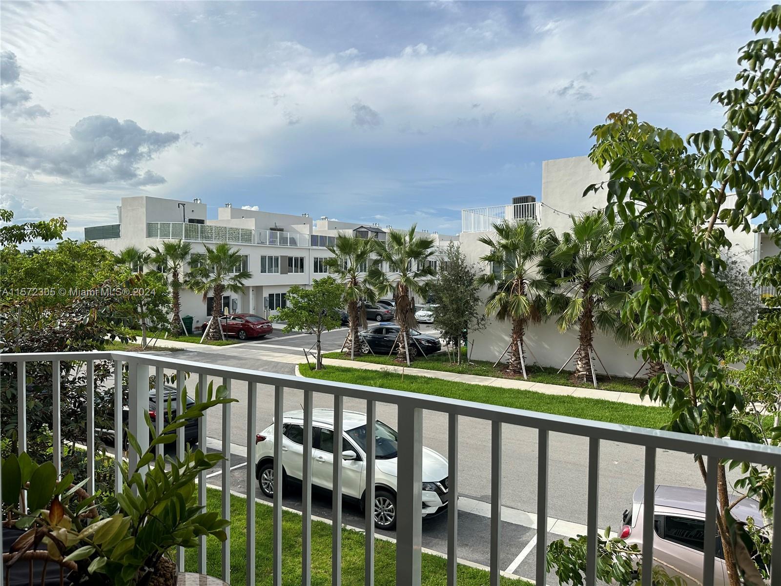 14462 SW 259th St, Homestead, Florida 33032, 4 Bedrooms Bedrooms, ,3 BathroomsBathrooms,Residentiallease,For Rent,14462 SW 259th St,A11572305