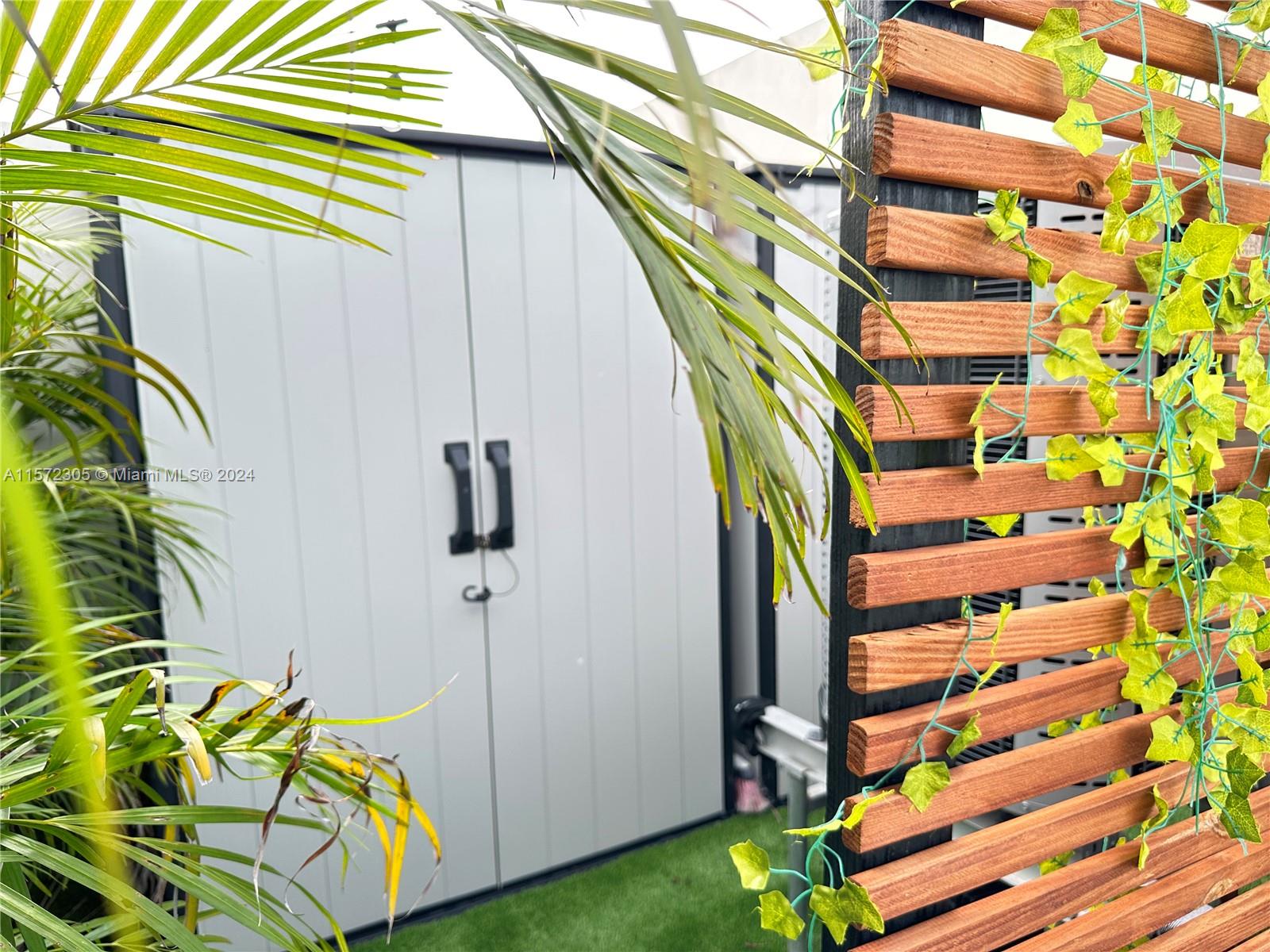 INCLUDED STORAGES