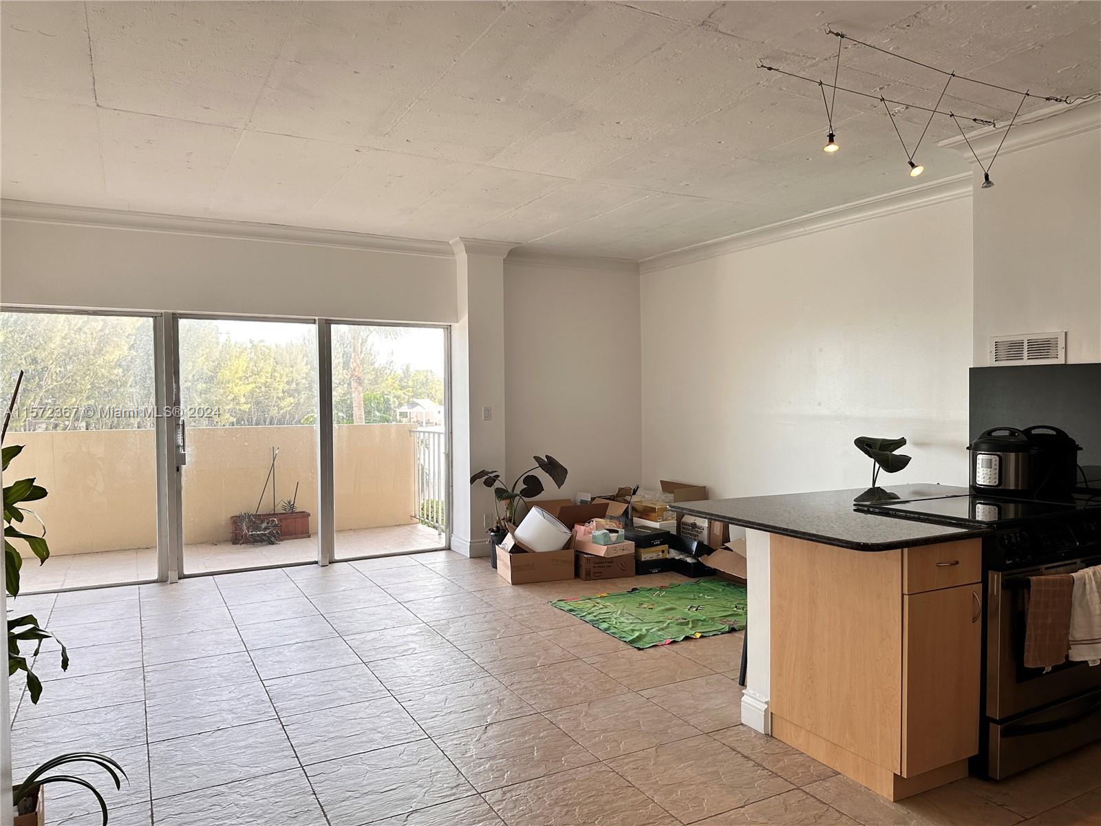 880 NE 69th St 3K, Miami, Florida 33138, 1 Bedroom Bedrooms, ,1 BathroomBathrooms,Residentiallease,For Rent,880 NE 69th St 3K,A11572367