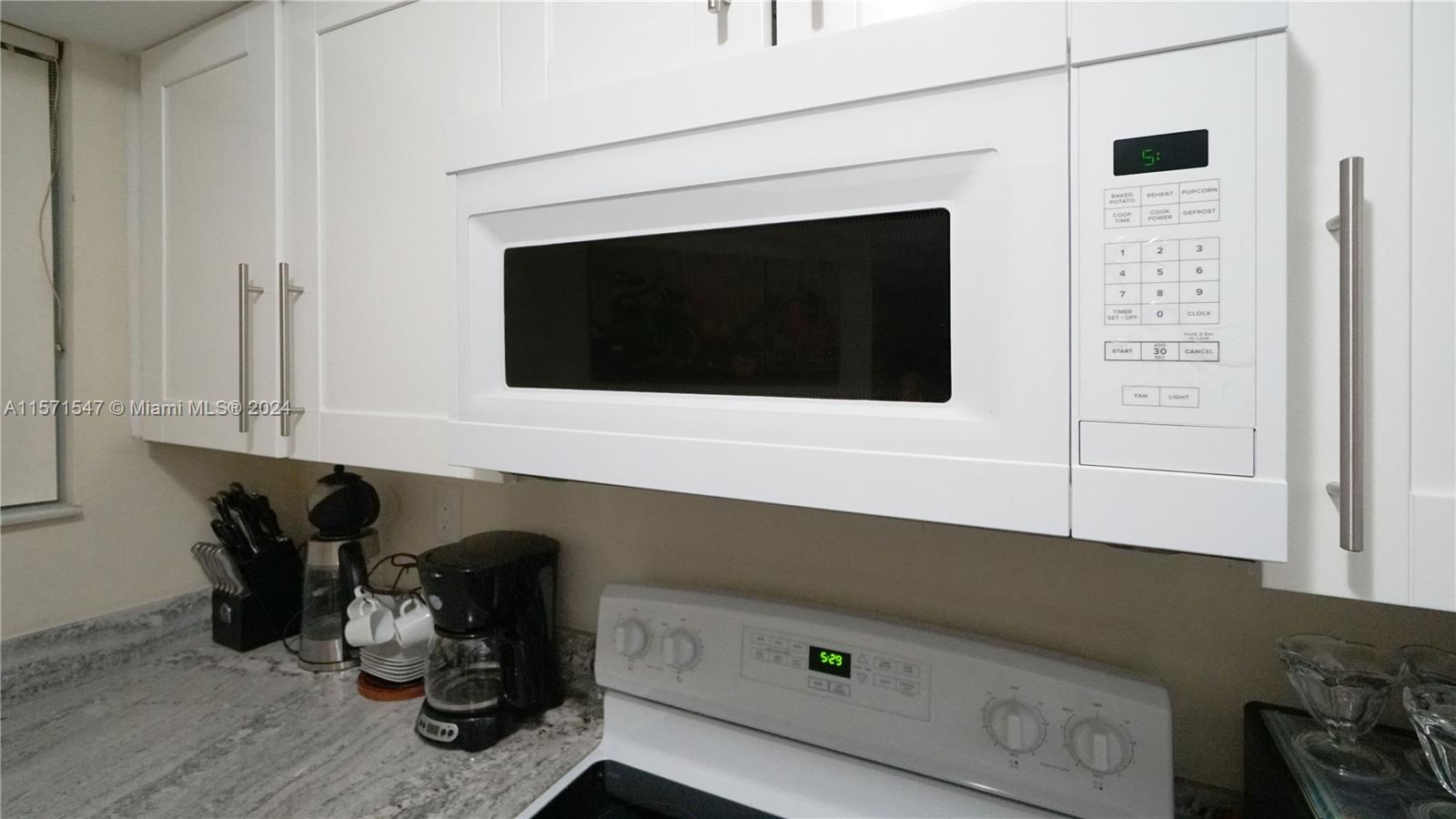 8335 SW 152nd Ave 211B, Miami, Florida 33193, 1 Bedroom Bedrooms, ,1 BathroomBathrooms,Residentiallease,For Rent,8335 SW 152nd Ave 211B,A11571547