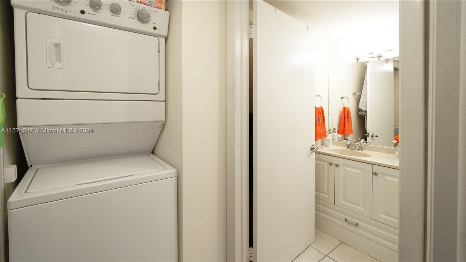 8335 SW 152nd Ave 211B, Miami, Florida 33193, 1 Bedroom Bedrooms, ,1 BathroomBathrooms,Residentiallease,For Rent,8335 SW 152nd Ave 211B,A11571547