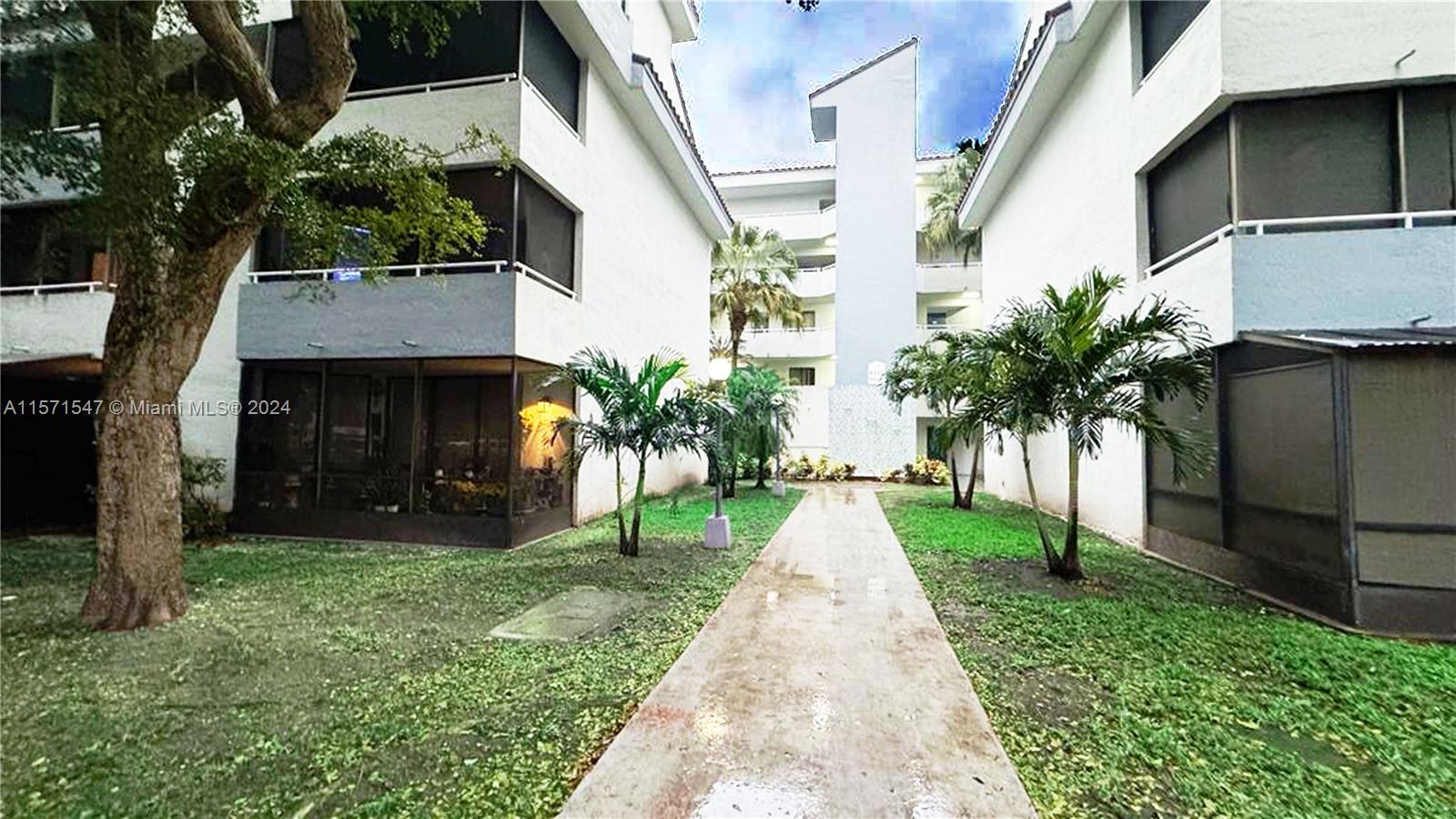 8335 SW 152nd Ave 211B, Miami, Florida 33193, 1 Bedroom Bedrooms, ,1 BathroomBathrooms,Residentiallease,For Rent,8335 SW 152nd Ave 211B,A11571547