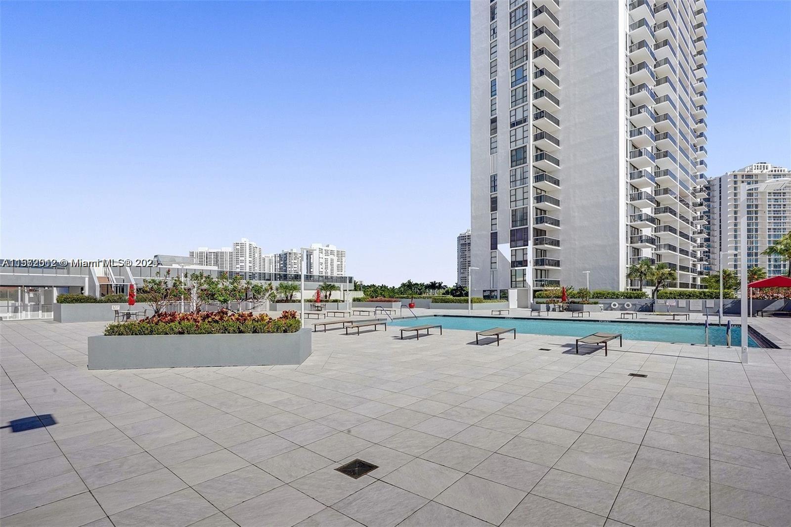 3625 N Country Club Dr 2409, Aventura, Florida 33180, 2 Bedrooms Bedrooms, ,2 BathroomsBathrooms,Residential,For Sale,3625 N Country Club Dr 2409,A11572012