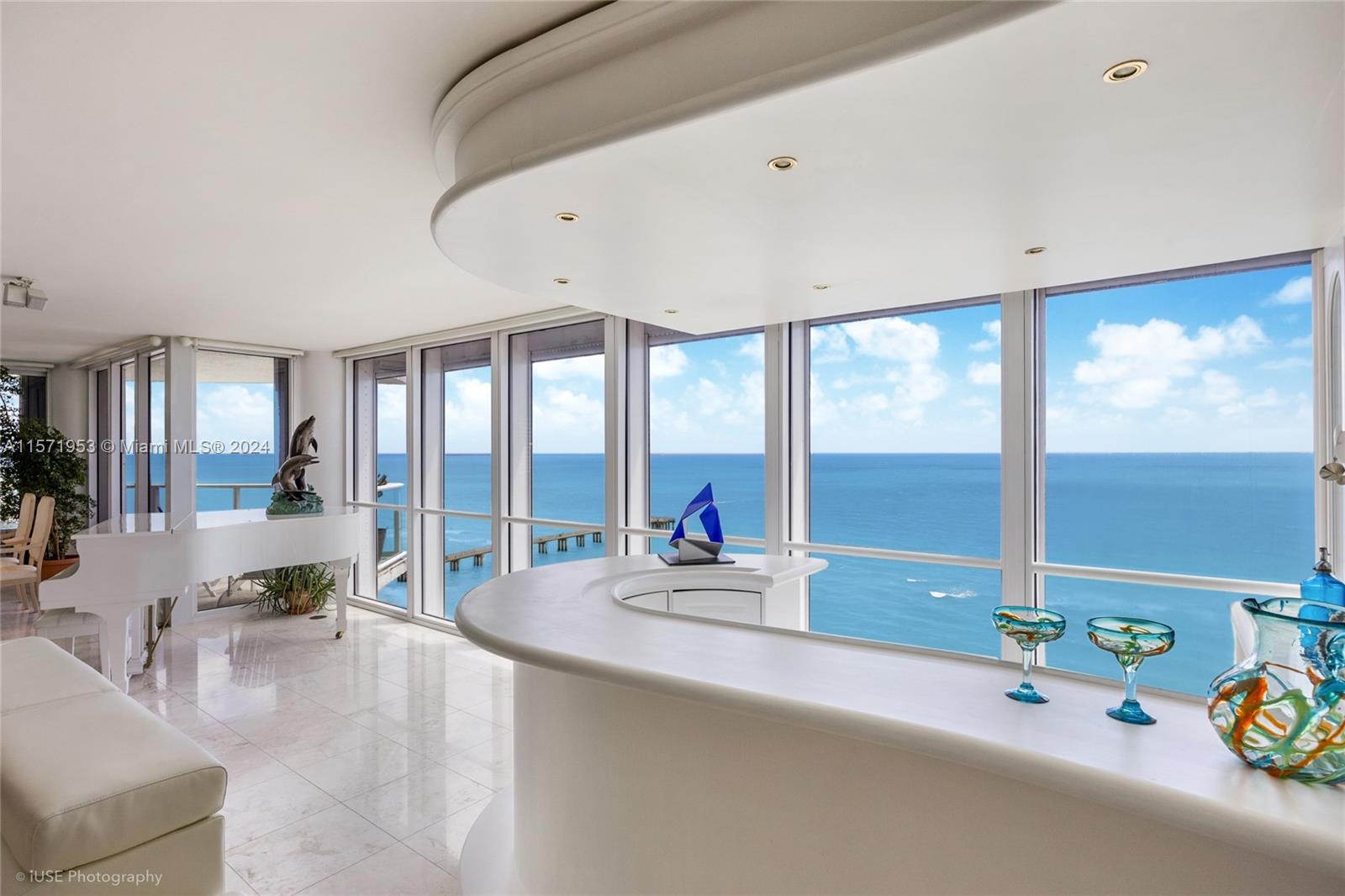 16445 Collins Ave 1426, Sunny Isles Beach, Florida 33160, 2 Bedrooms Bedrooms, ,2 BathroomsBathrooms,Residential,For Sale,16445 Collins Ave 1426,A11571953