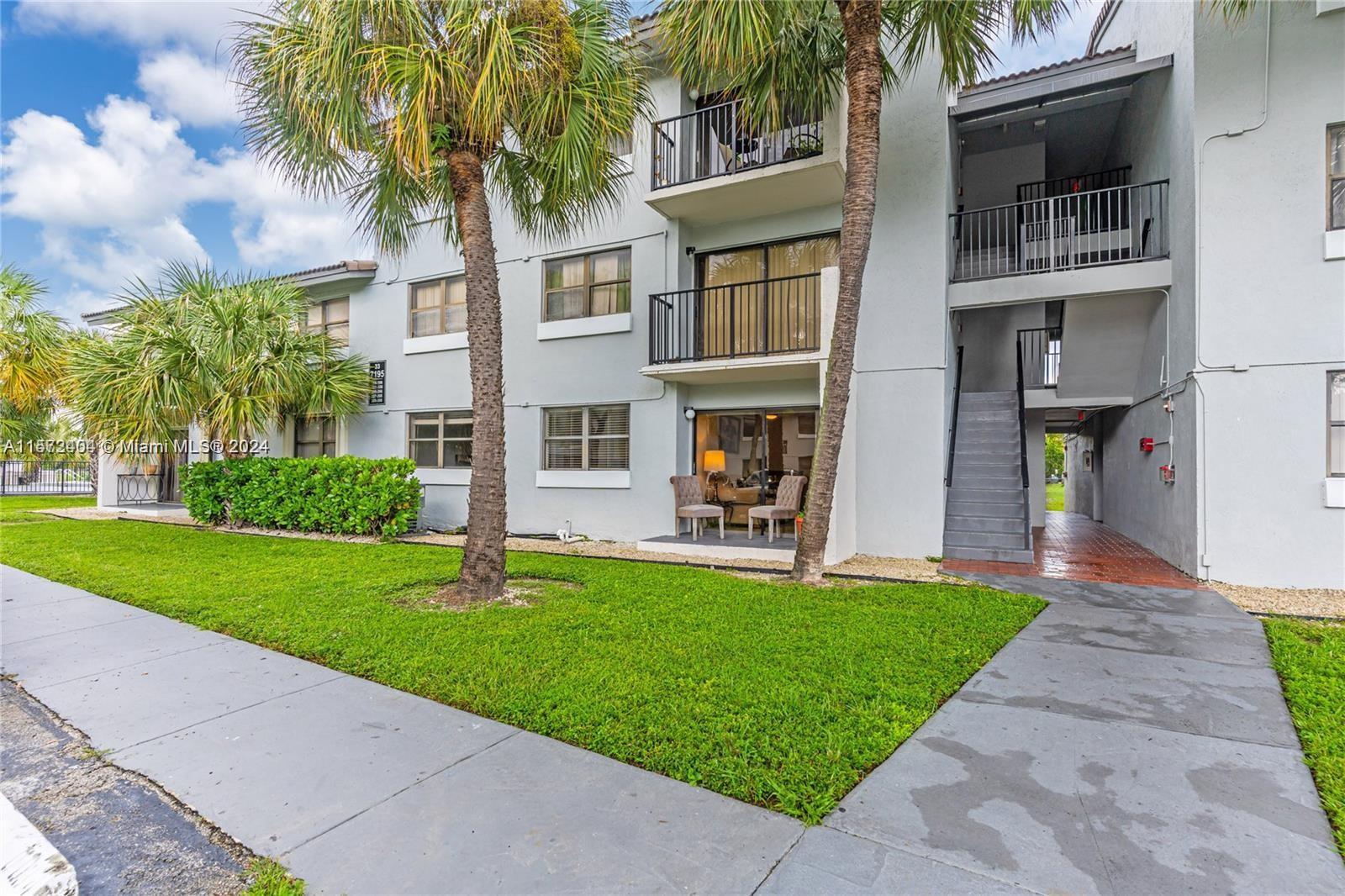 7195 NW 179th St 105, Hialeah, Florida 33015, 2 Bedrooms Bedrooms, ,2 BathroomsBathrooms,Residentiallease,For Rent,7195 NW 179th St 105,A11572404