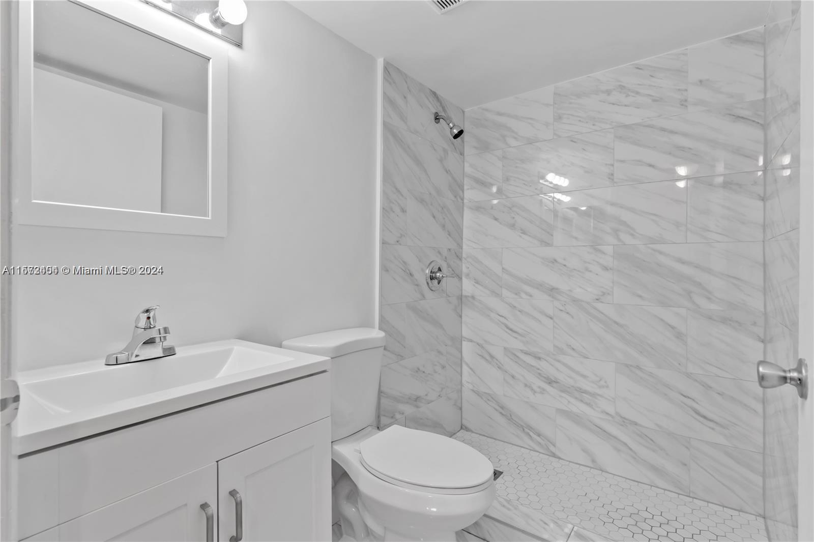 7195 NW 179th St 105, Hialeah, Florida 33015, 2 Bedrooms Bedrooms, ,2 BathroomsBathrooms,Residentiallease,For Rent,7195 NW 179th St 105,A11572404