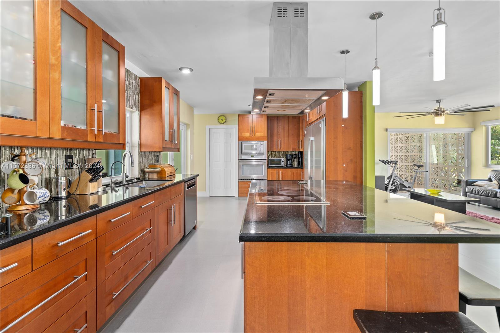 7720 SW 141st St, Palmetto Bay, Florida 33158, 3 Bedrooms Bedrooms, ,3 BathroomsBathrooms,Residential,For Sale,7720 SW 141st St,A11572336