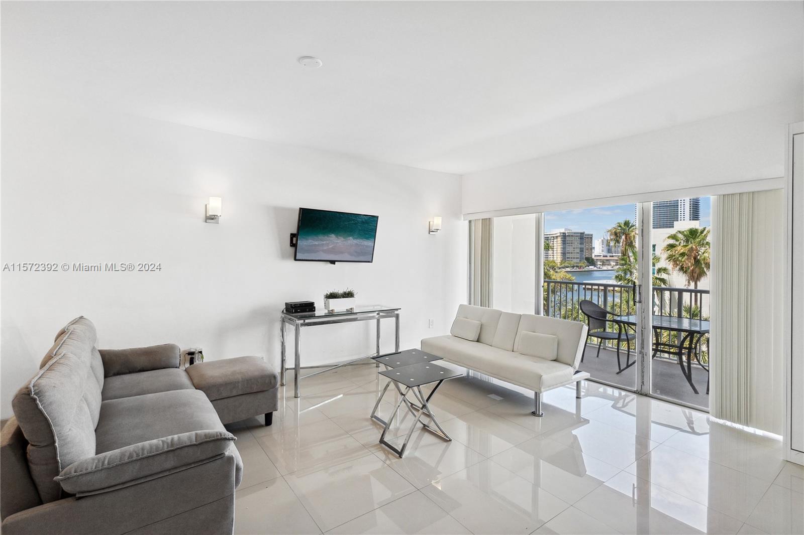 1965 S Ocean Dr 3H, Hallandale Beach, Florida 33009, ,1 BathroomBathrooms,Residential,For Sale,1965 S Ocean Dr 3H,A11572392