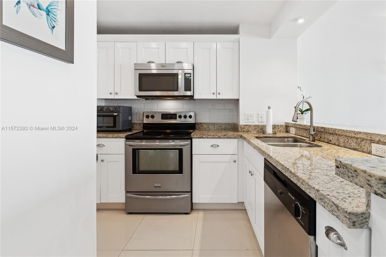 1965 S Ocean Dr 3H, Hallandale Beach, Florida 33009, ,1 BathroomBathrooms,Residential,For Sale,1965 S Ocean Dr 3H,A11572392