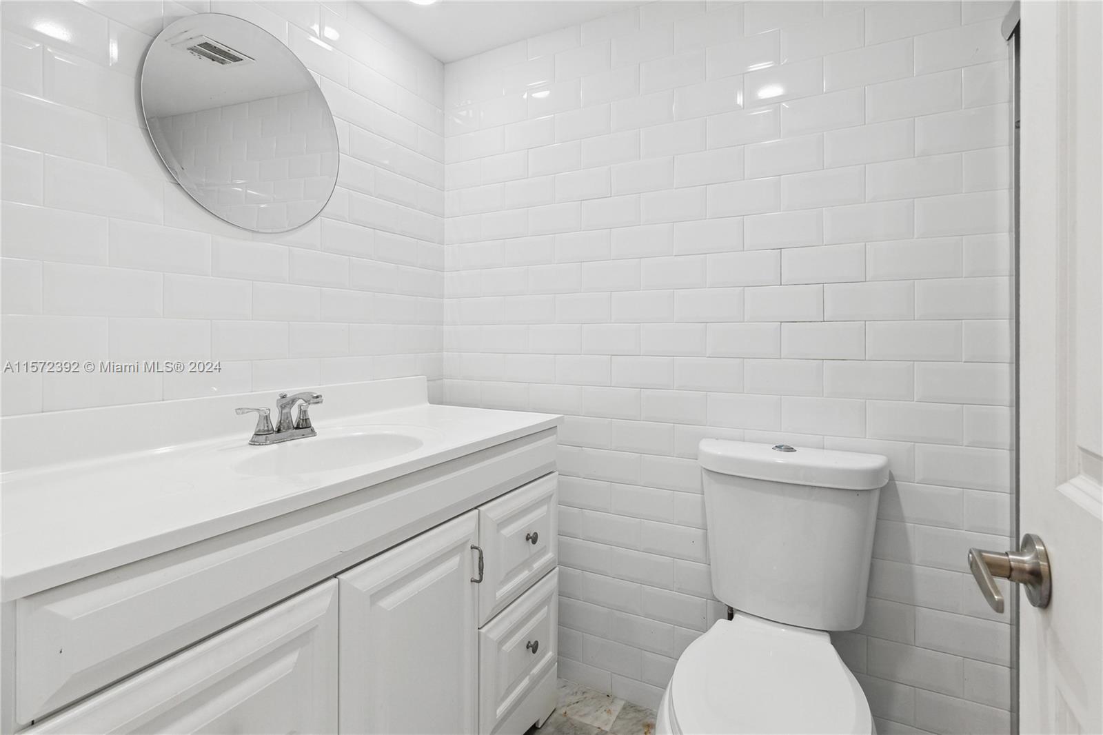 1965 S Ocean Dr 3H, Hallandale Beach, Florida 33009, ,1 BathroomBathrooms,Residential,For Sale,1965 S Ocean Dr 3H,A11572392