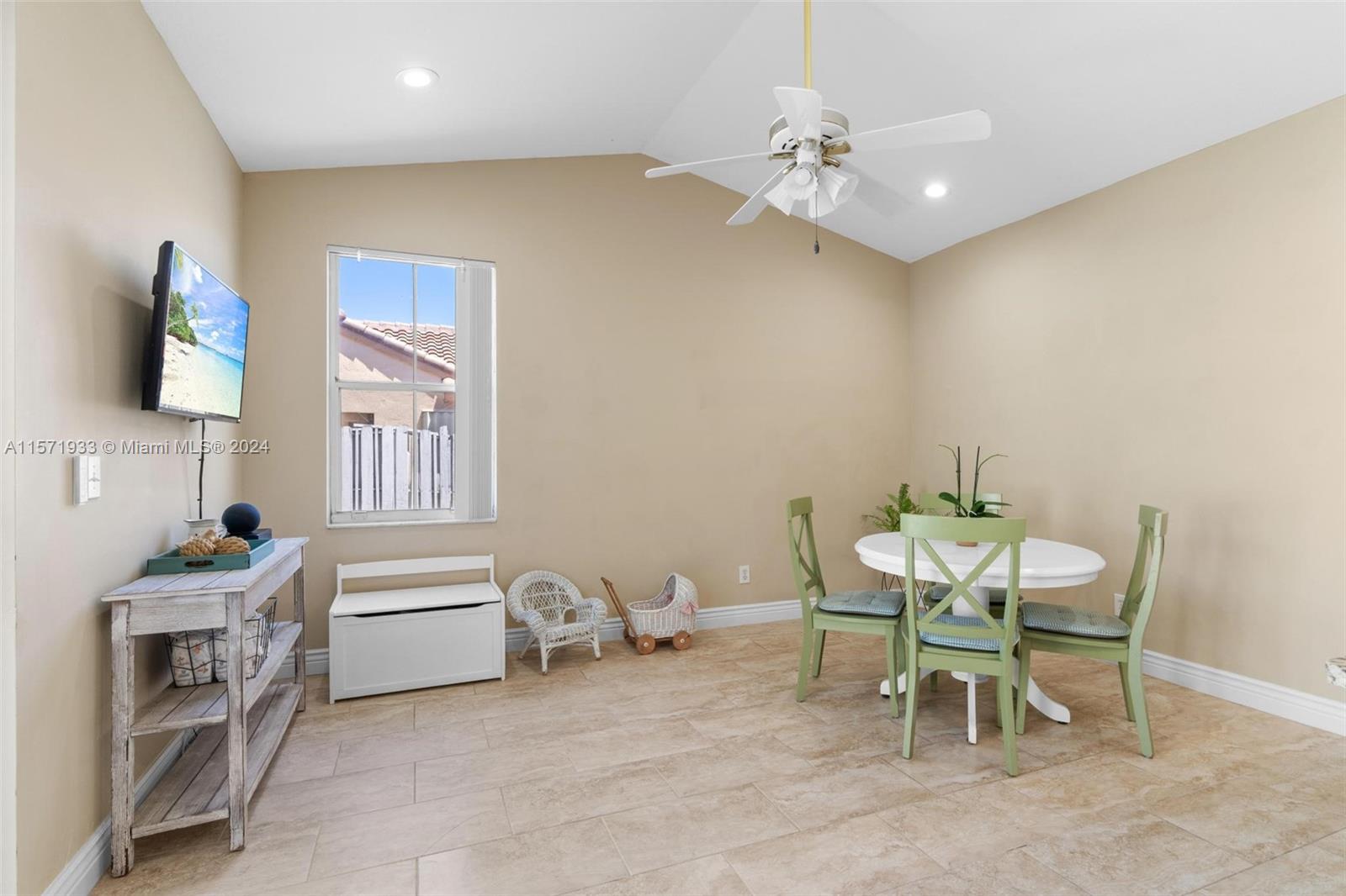 Listing Photo 21