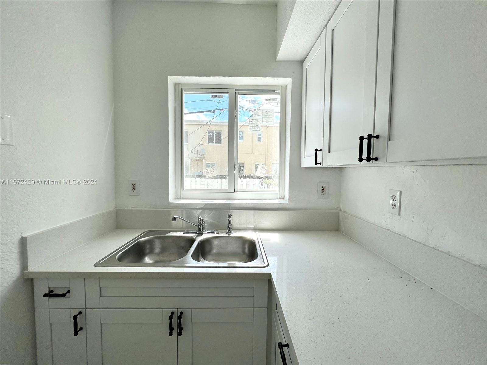 444 NW 84th St 444, Miami, Florida 33150, 3 Bedrooms Bedrooms, ,2 BathroomsBathrooms,Residentiallease,For Rent,444 NW 84th St 444,A11572423