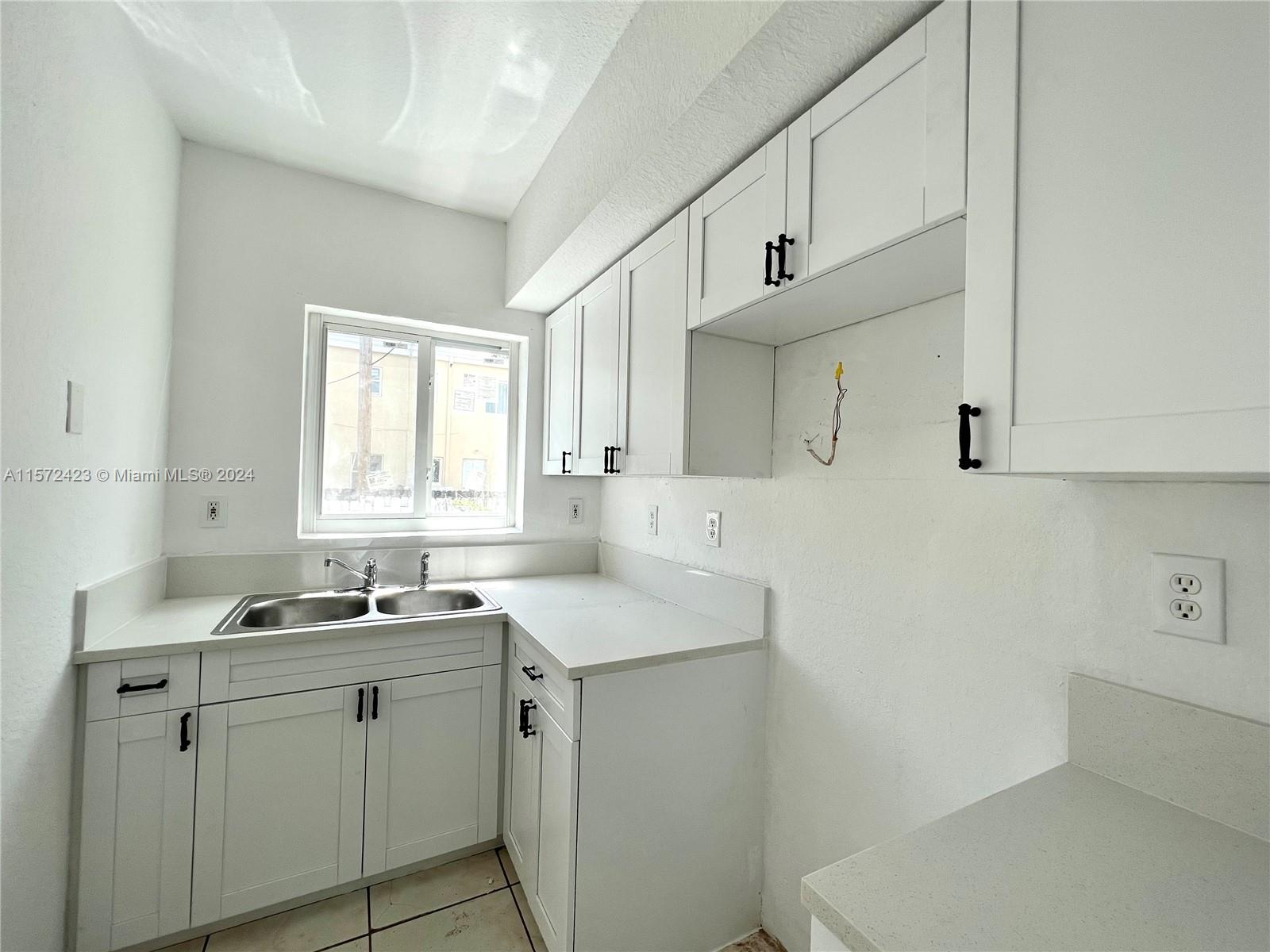 444 NW 84th St 444, Miami, Florida 33150, 3 Bedrooms Bedrooms, ,2 BathroomsBathrooms,Residentiallease,For Rent,444 NW 84th St 444,A11572423