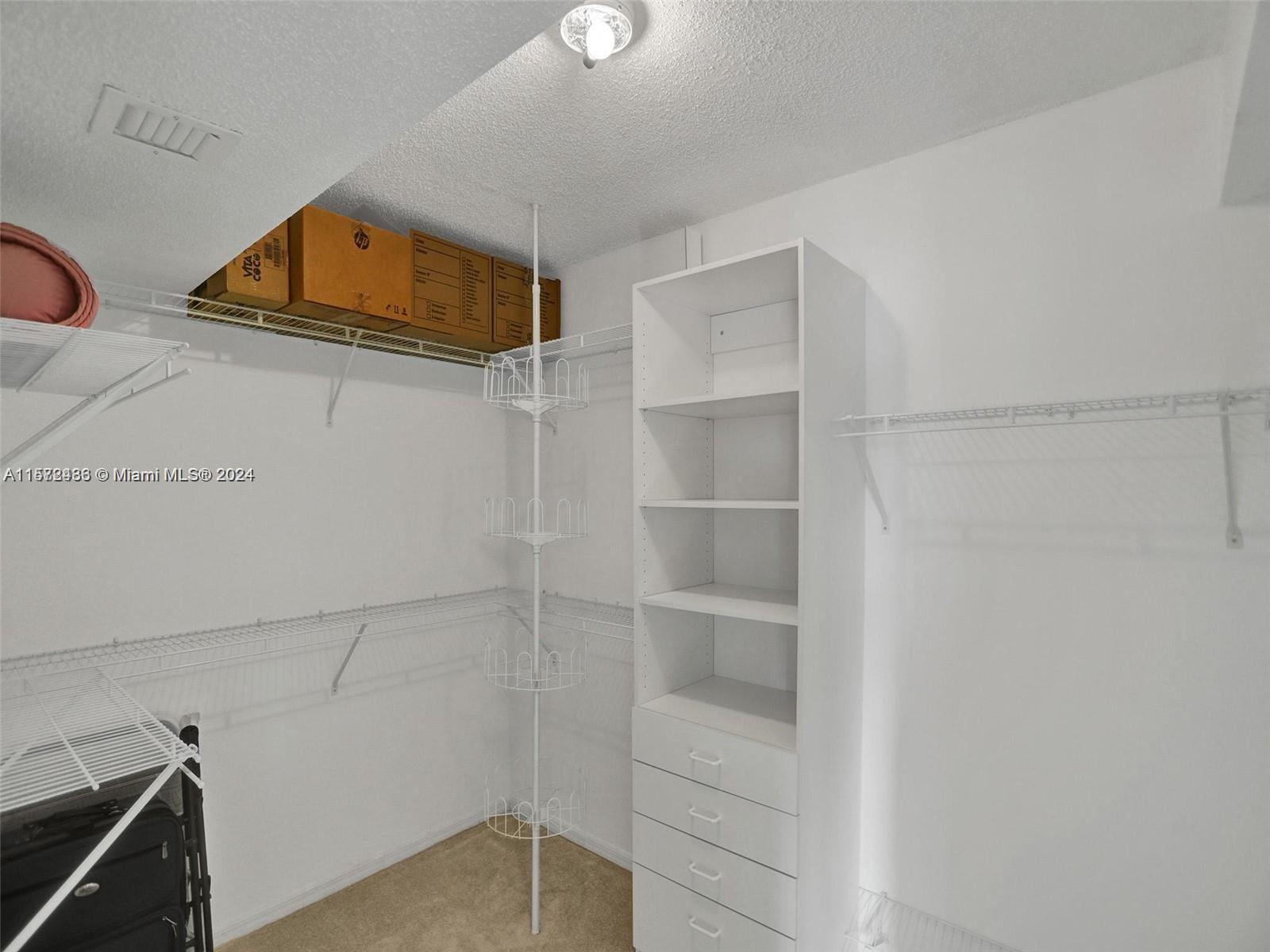 7686 Trent Dr 313, Tamarac, Florida 33321, 2 Bedrooms Bedrooms, ,2 BathroomsBathrooms,Residentiallease,For Rent,7686 Trent Dr 313,A11572436