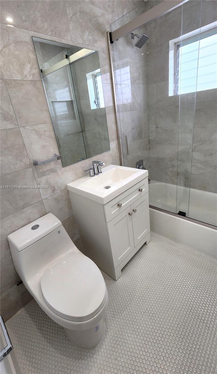 1575 West Ave 9, Miami Beach, Florida 33139, 1 Bedroom Bedrooms, ,1 BathroomBathrooms,Residential,For Sale,1575 West Ave 9,A11571753