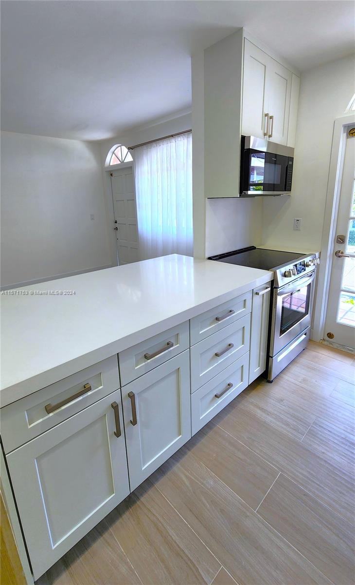 1575 West Ave 9, Miami Beach, Florida 33139, 1 Bedroom Bedrooms, ,1 BathroomBathrooms,Residential,For Sale,1575 West Ave 9,A11571753