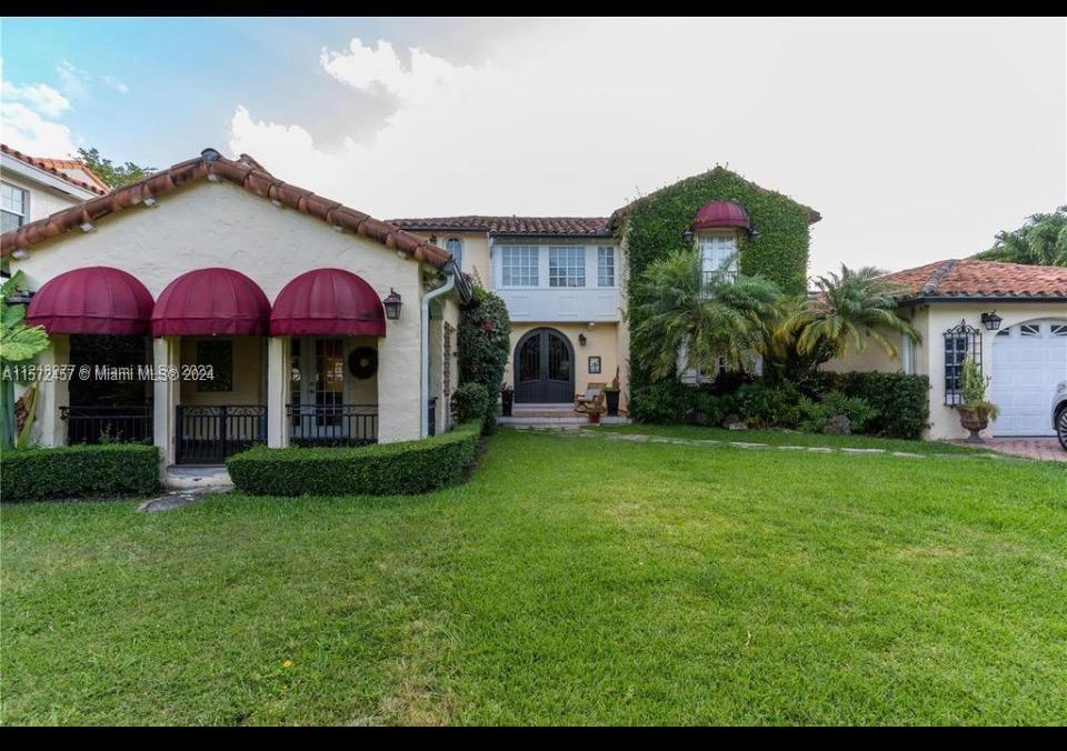 4206 Alhambra Cir, Coral Gables, Florida 33146, 4 Bedrooms Bedrooms, ,4 BathroomsBathrooms,Residentiallease,For Rent,4206 Alhambra Cir,A11572457