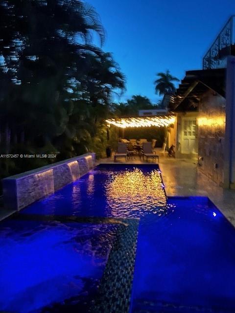 4206 Alhambra Cir, Coral Gables, Florida 33146, 4 Bedrooms Bedrooms, ,4 BathroomsBathrooms,Residentiallease,For Rent,4206 Alhambra Cir,A11572457