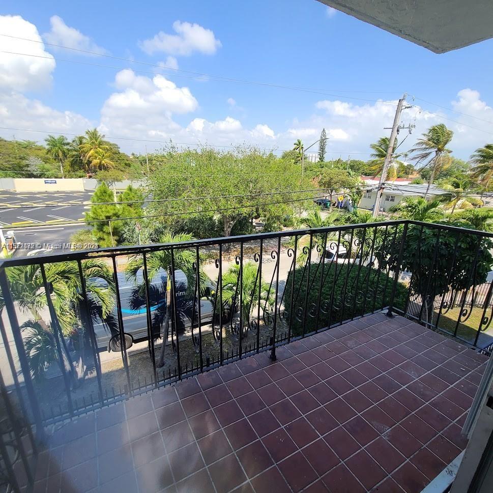 2500 SW 6th St 303, Miami, Florida 33135, 1 Bedroom Bedrooms, ,1 BathroomBathrooms,Residentiallease,For Rent,2500 SW 6th St 303,A11572472