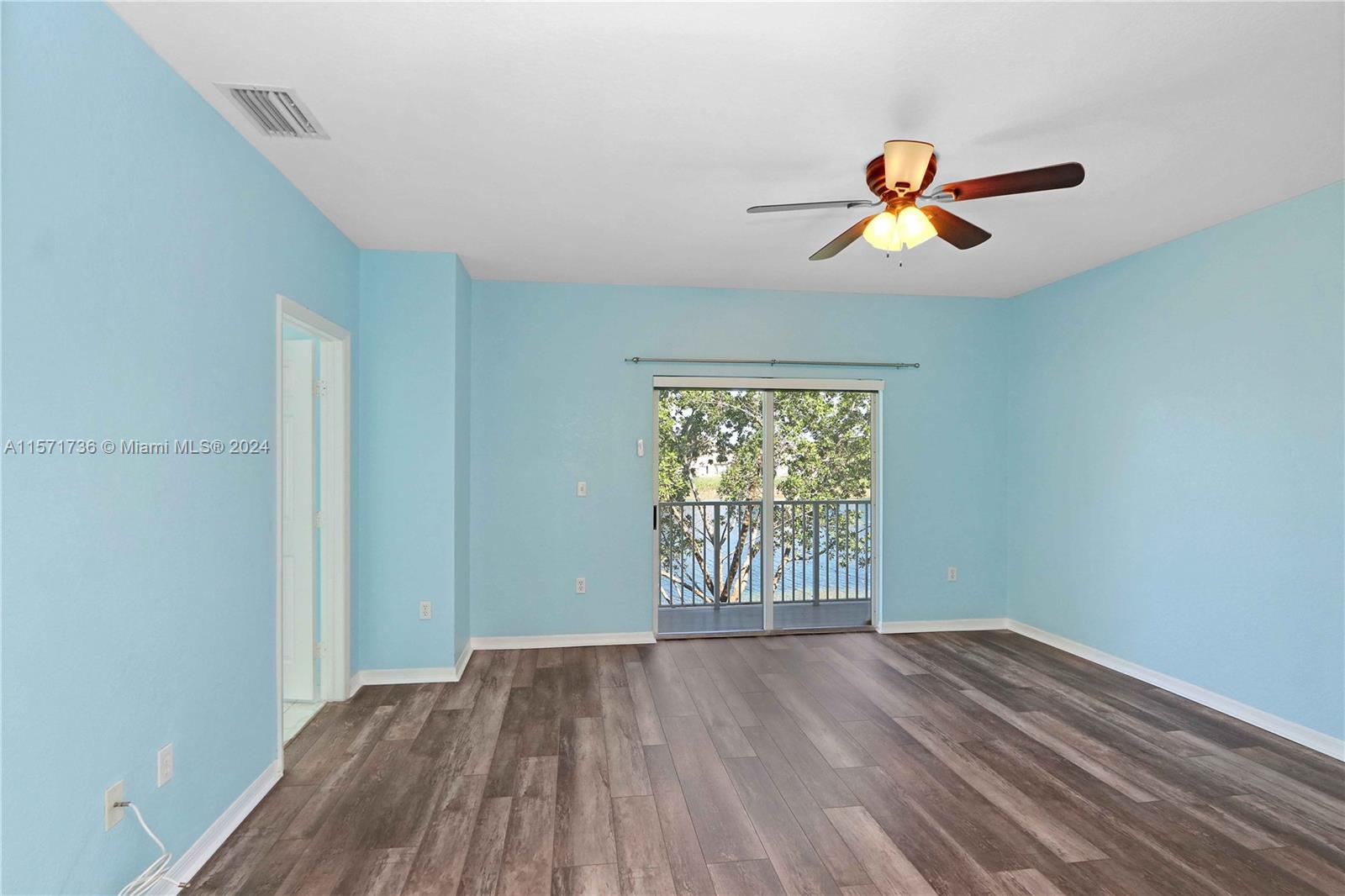 1972 SE 23rd Ave 1972, Homestead, Florida 33035, 3 Bedrooms Bedrooms, ,2 BathroomsBathrooms,Residentiallease,For Rent,1972 SE 23rd Ave 1972,A11571736