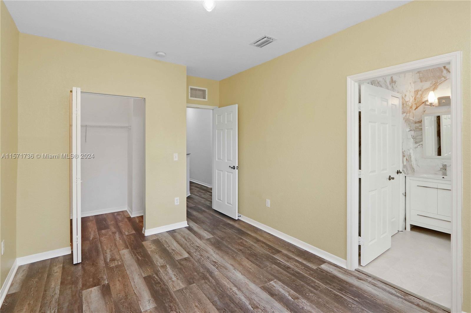 1972 SE 23rd Ave 1972, Homestead, Florida 33035, 3 Bedrooms Bedrooms, ,2 BathroomsBathrooms,Residentiallease,For Rent,1972 SE 23rd Ave 1972,A11571736