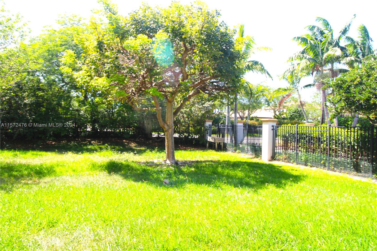 2702 NW 83rd Way, Cooper City, Florida 33024, 4 Bedrooms Bedrooms, ,3 BathroomsBathrooms,Residentiallease,For Rent,2702 NW 83rd Way,A11572476
